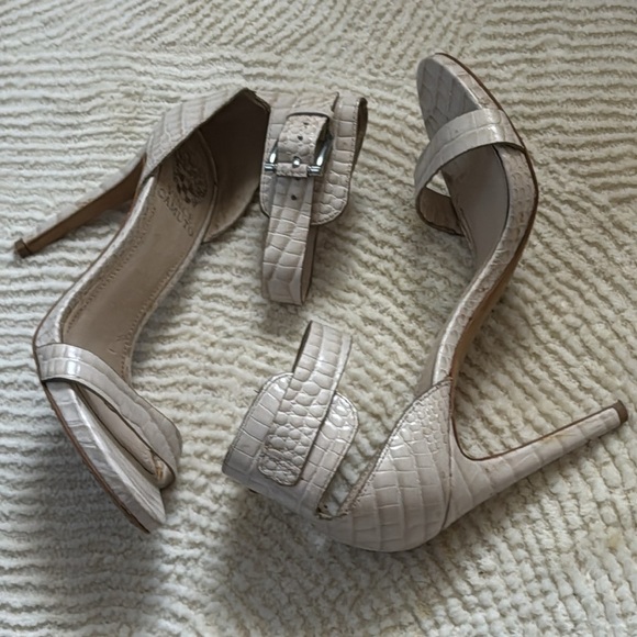 Vince Camuto Farella porcelain smooth crick ankle strap sandals heels Sz 6 1/2 - Picture 5 of 11